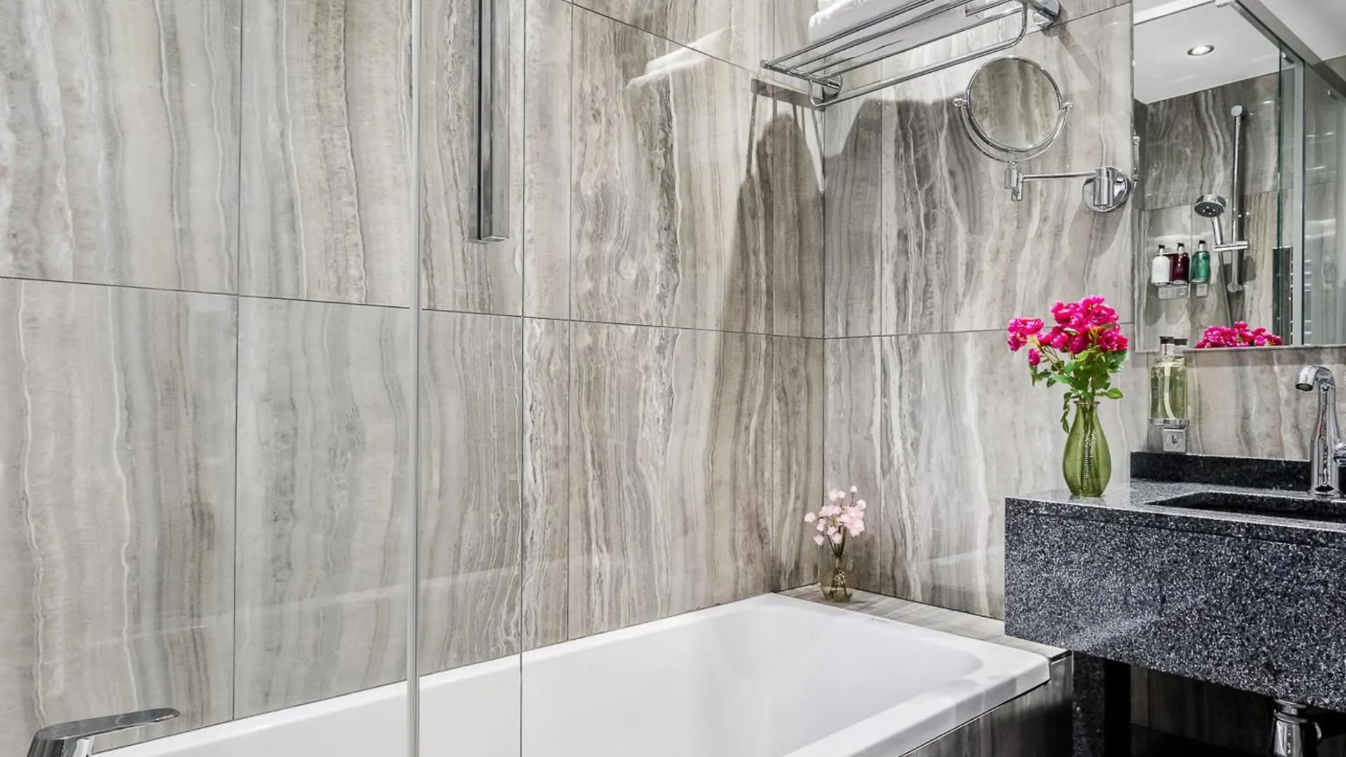 Merveil - Luxury Serviced Apartment - Aboukir VI Paris France